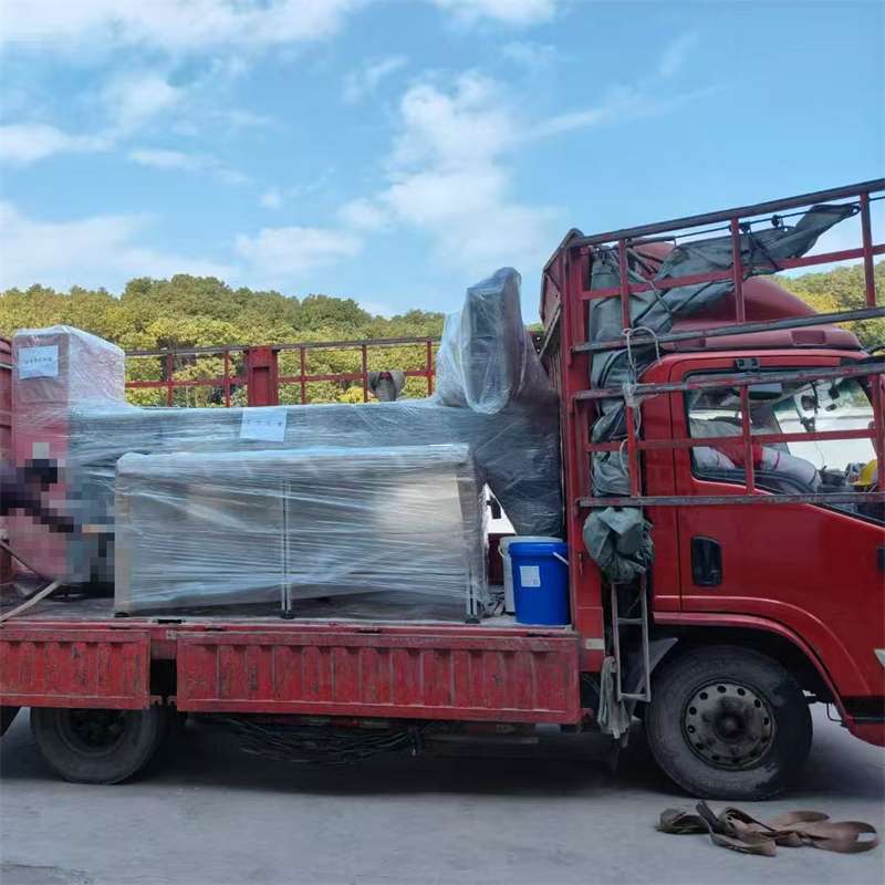 鹿泉区石河子市物流专线：高效运输与多元服务探索