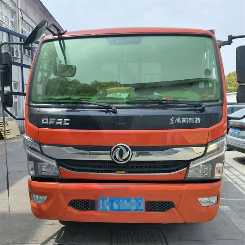 鹿泉区探索多元物流服务：从专线到供应链的运输之旅