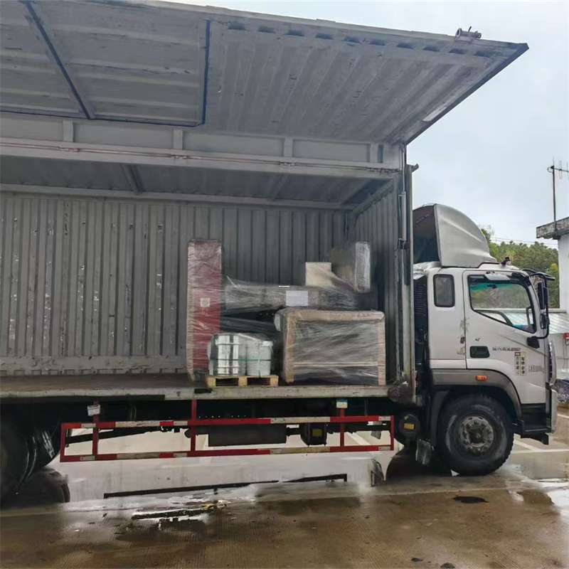 鹿泉区康马县：物流专线的高效货运之旅